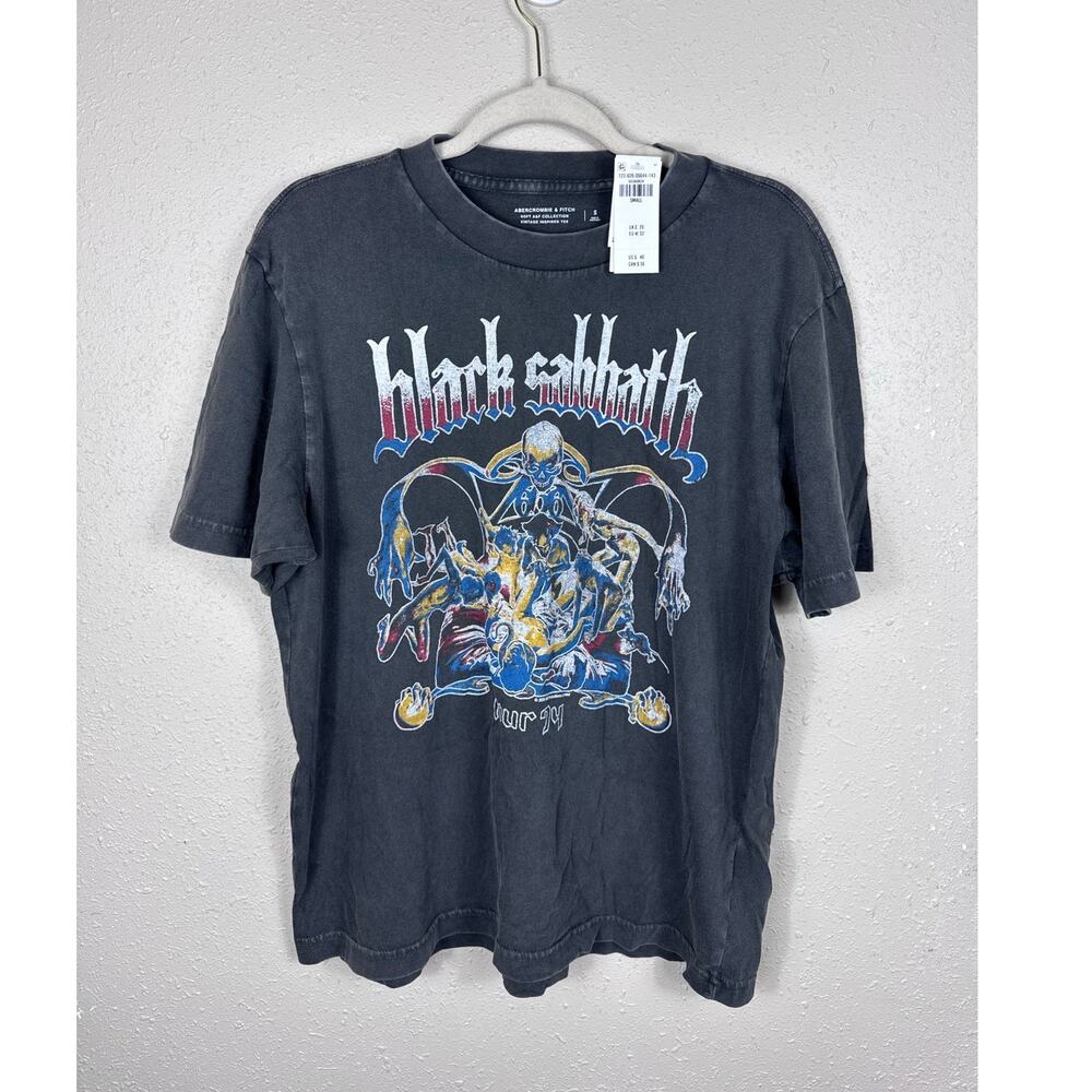 NWT A&F Soft Collection Vintage Inspired Tee Mens Size Small